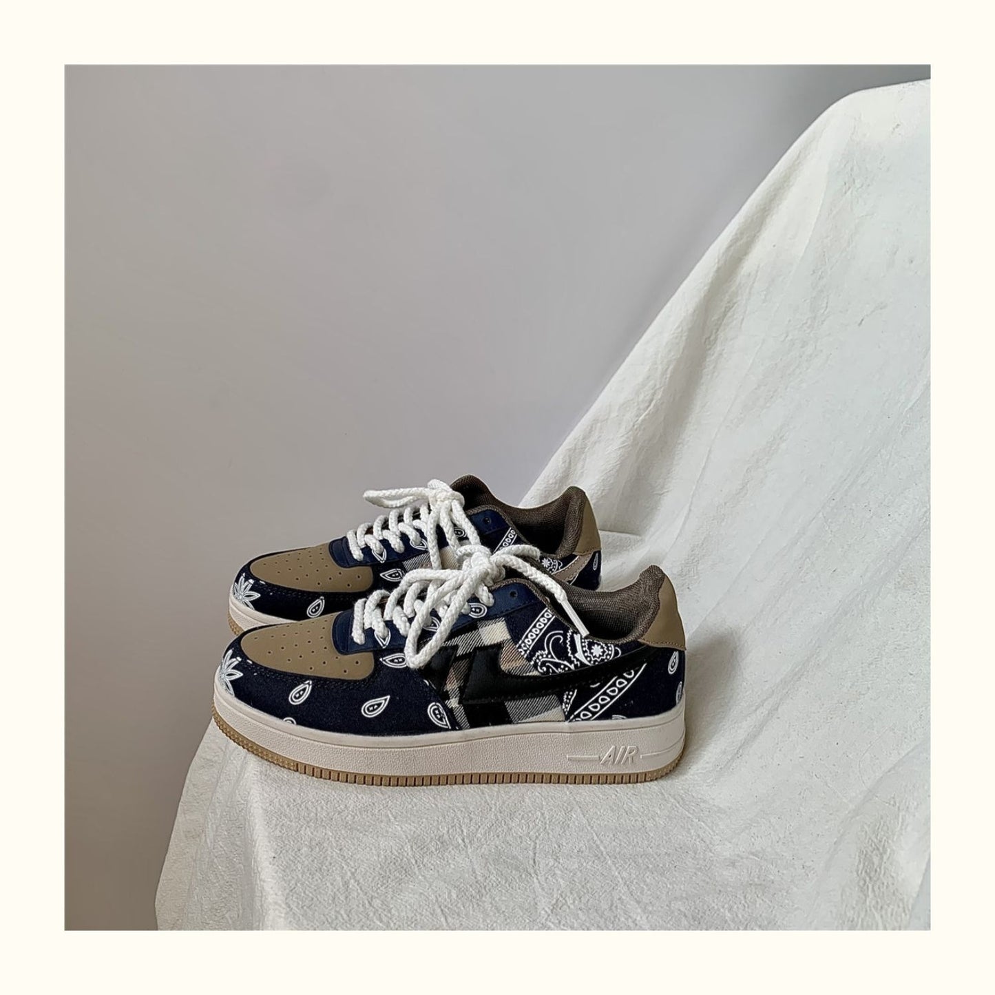 Spring And Autumn Cashew Flower Hip Hop Couple Sneakers